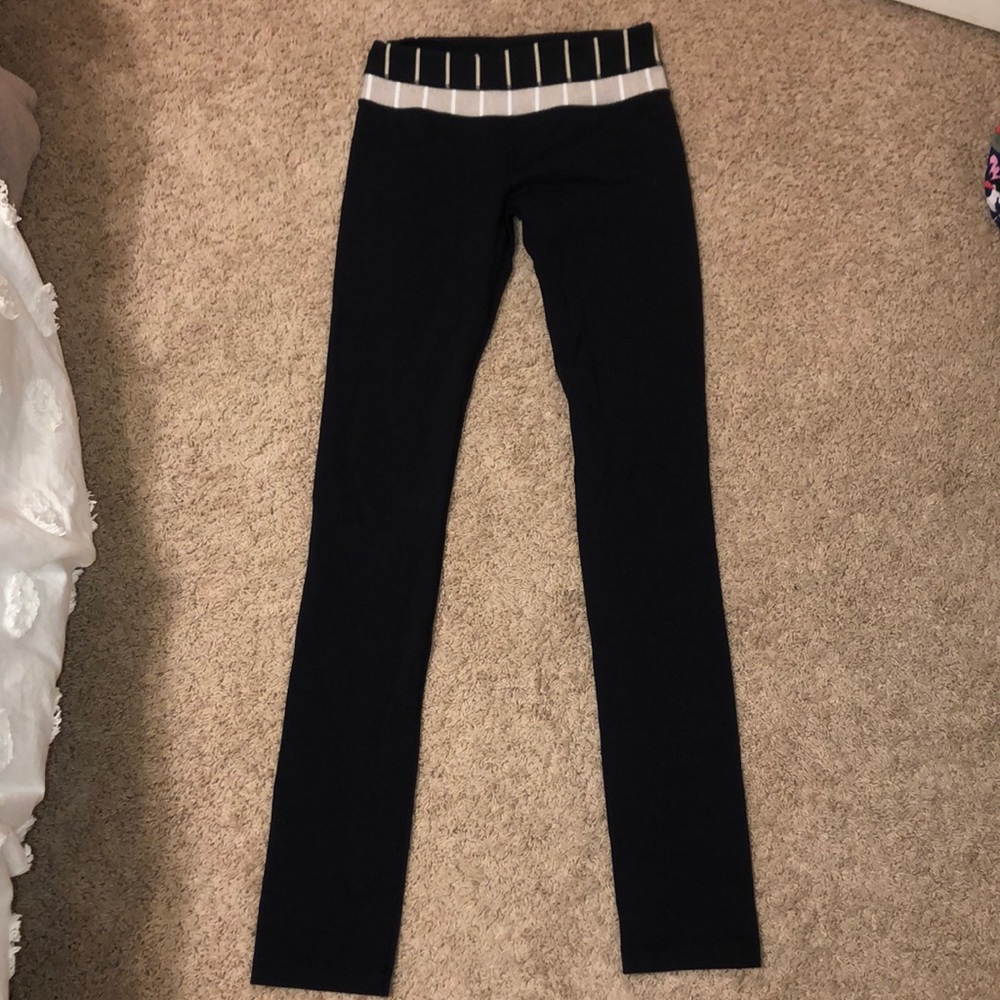 Black lululemon straight legged leggings.